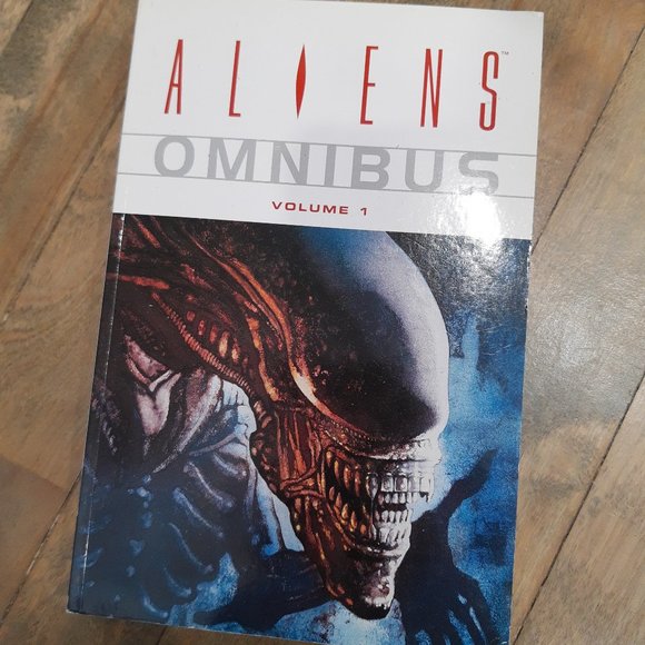 RARE Aliens omnibus volume 1 - Picture 1 of 1
